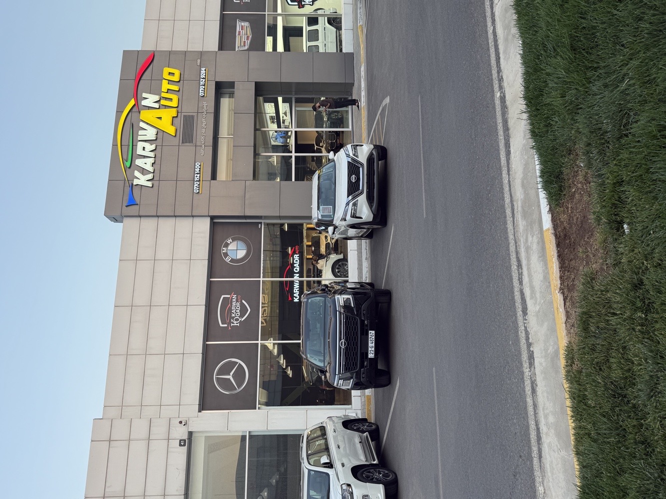 showroom-image